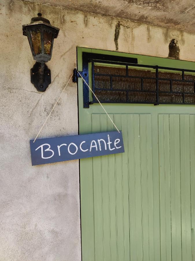 Chambres D'Hotes / B&B Chez Mon Reve Eguzon-Chantome Exteriér fotografie